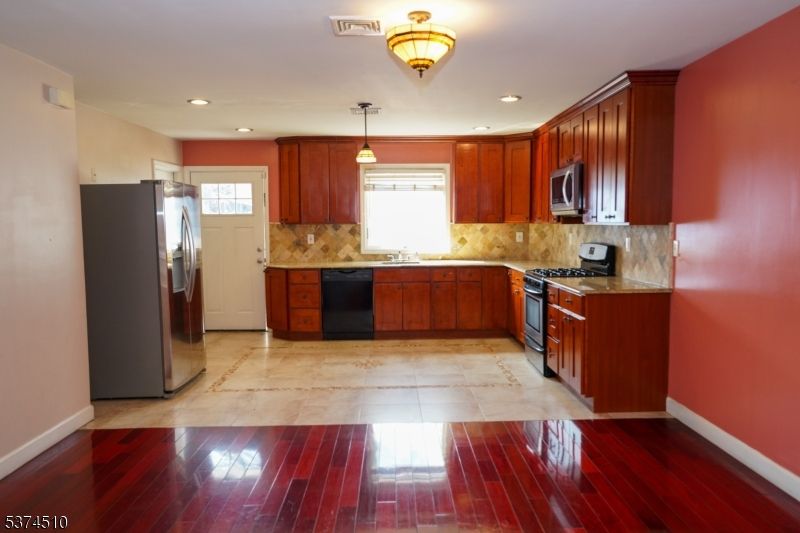 Interior, Kitchen, Pendant Lights, Recessed Lighting, Wood Texture Flooring