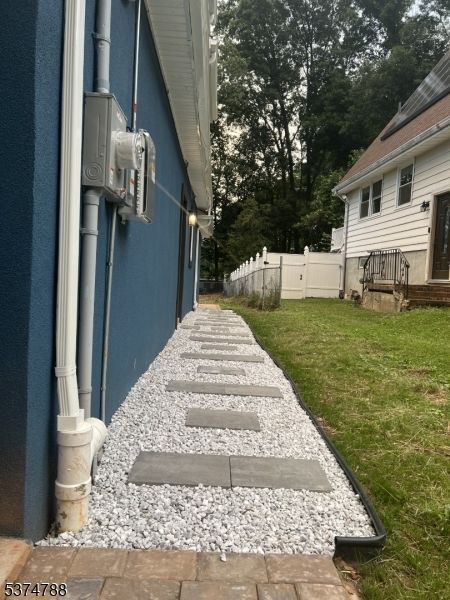 Backyard, Exterior