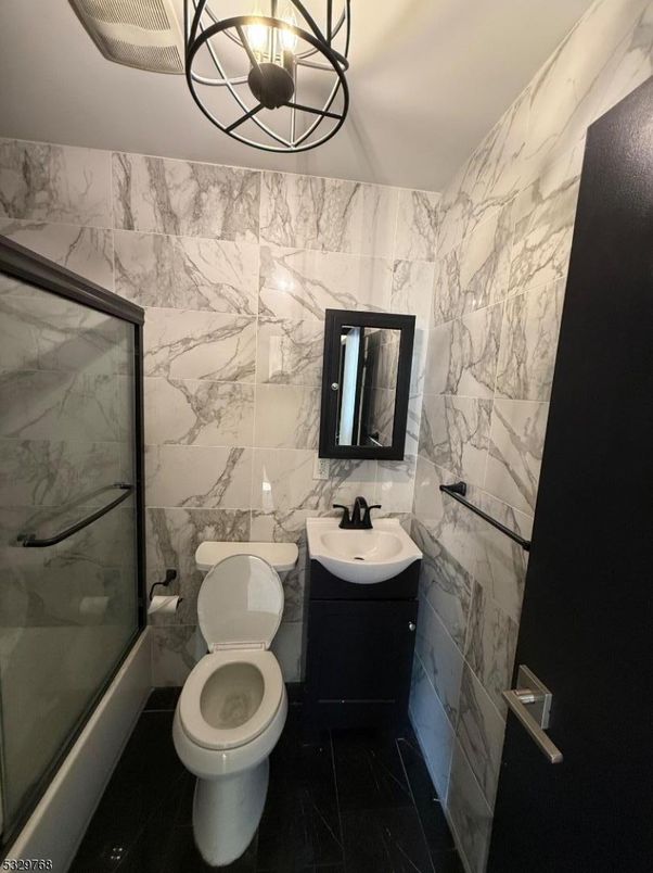 Bathroom, Interior, Marble Walls