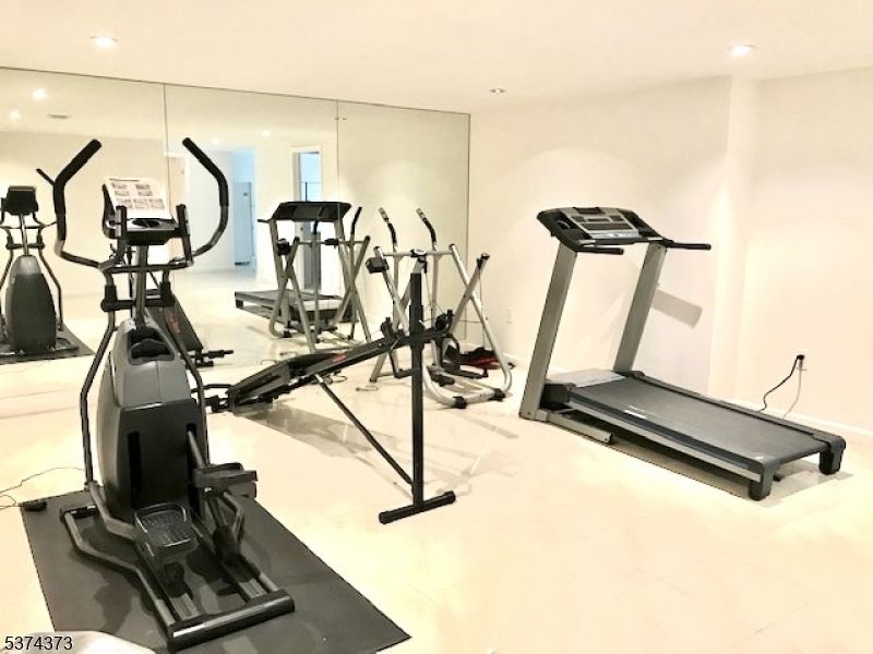 Fitness Equipment, Interior, Recessed Lighting