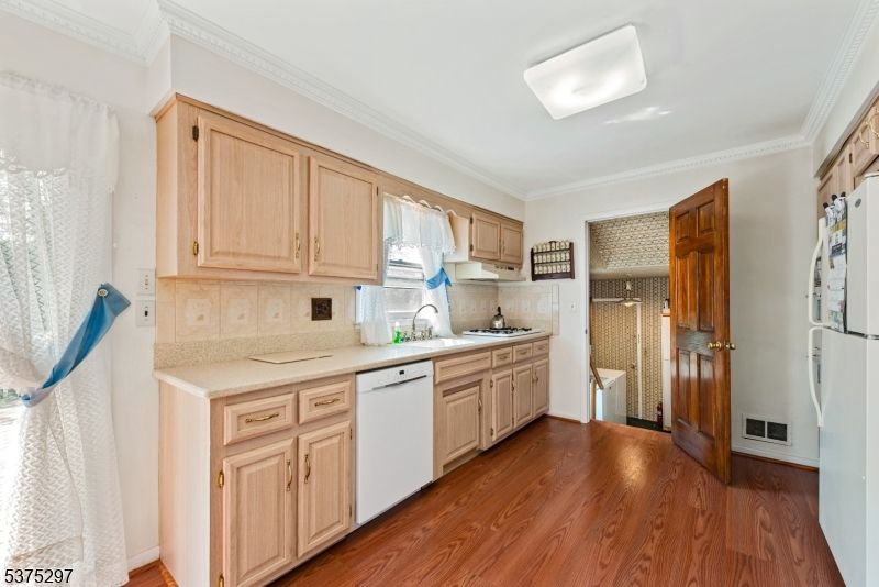 Interior, Kitchen, Wood Texture Flooring