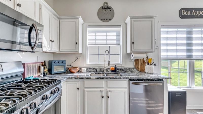 Interior, Kitchen, Stainless Steel Appliances