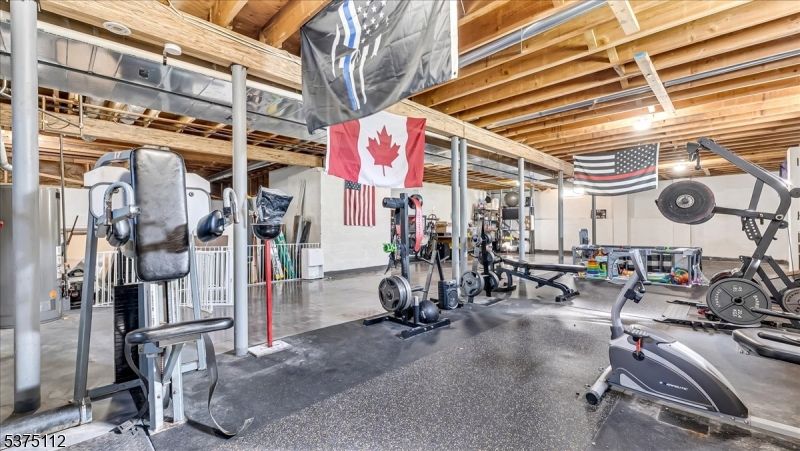 Fitness Equipment, Interior, Wooden Beams, Wooden Ceilings