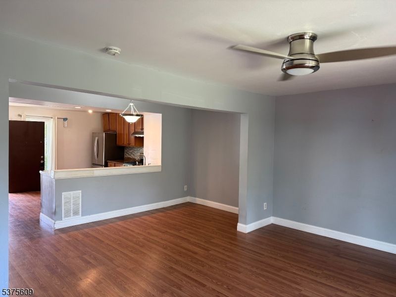 Empty room, Interior, Kitchen, Pendant Lights, Wood Texture Flooring