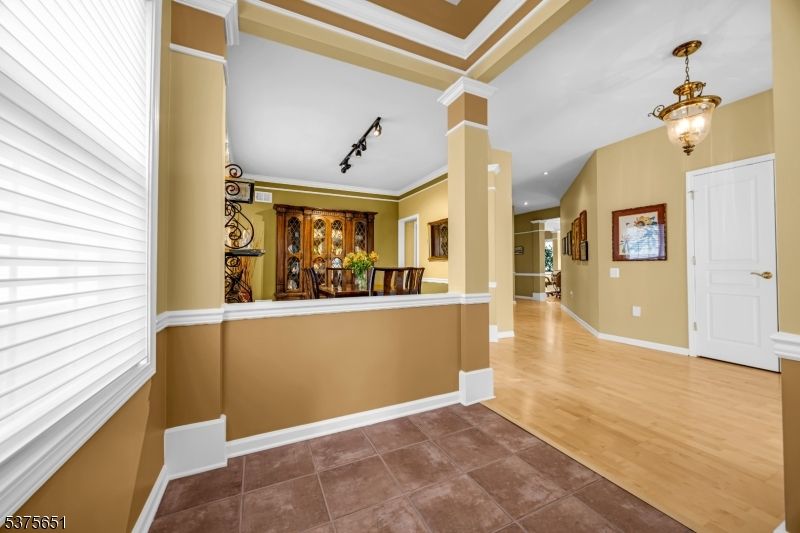 Interior, Pendant Lights, Recessed Lighting, Wood Texture Flooring