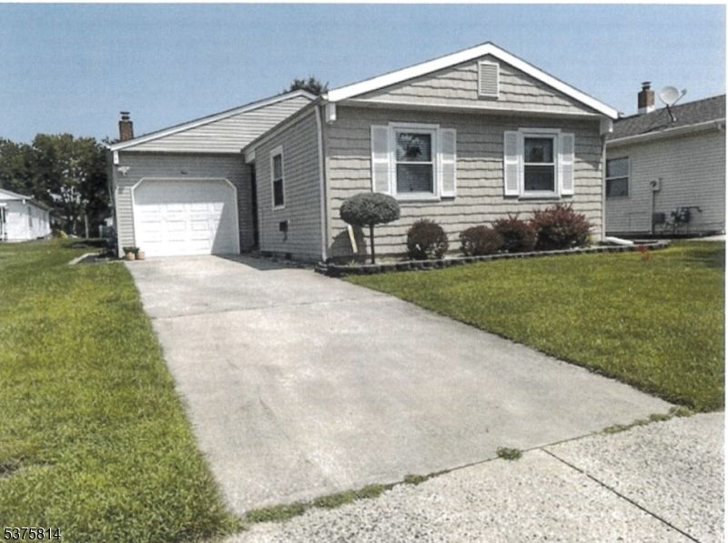 Attached, Backyard, Exterior, Facade, Ranch