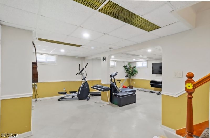 Fitness Equipment, Interior, Recessed Lighting