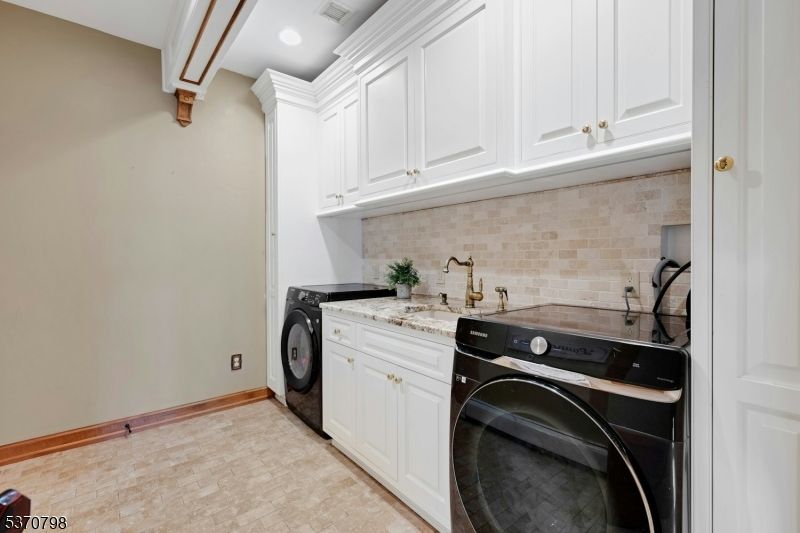 Interior, Recessed Lighting, Washer