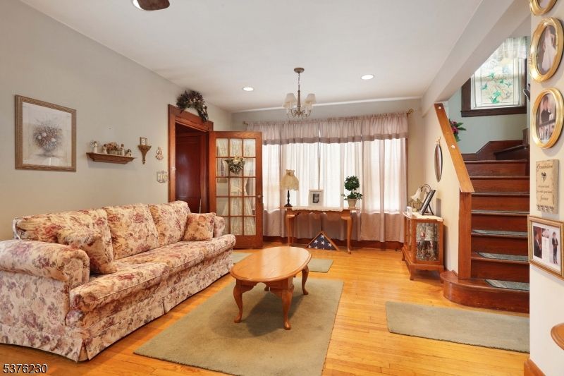 Chandelier, Interior, Living room, Recessed Lighting, Wood Texture Flooring