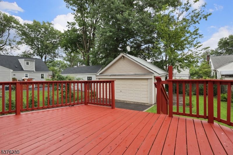 Backyard, Detached Garage, Exterior