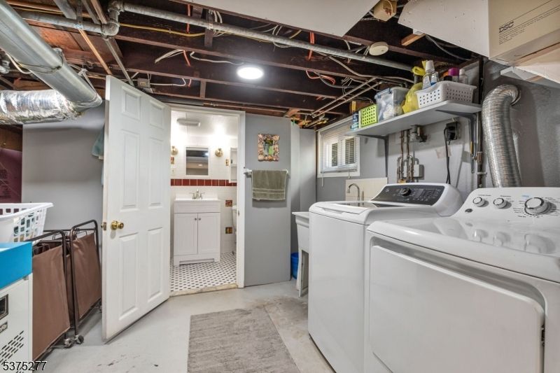Interior, Utility Closets, Washer