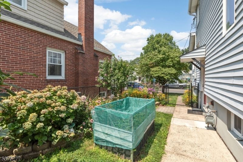 Exterior, Hot Tub
