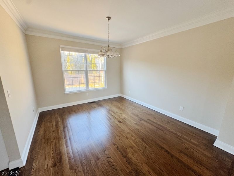 Empty room, Interior, Pendant Lights, Wood Texture Flooring
