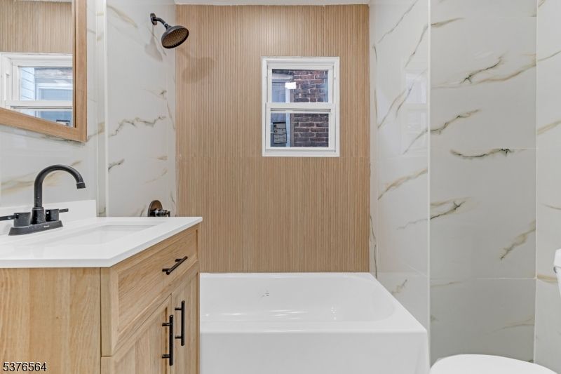 Bathroom, Interior, Marble Walls