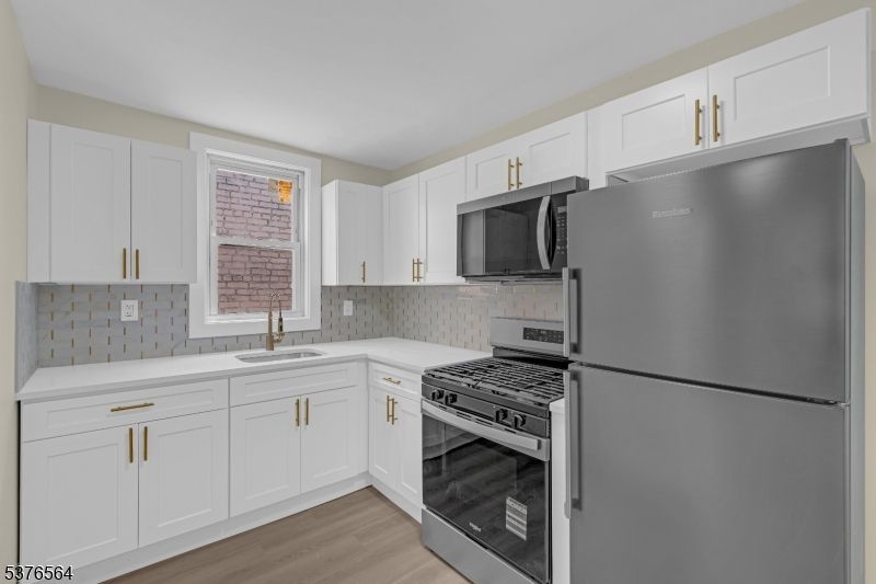Interior, Kitchen, Stainless Steel Appliances, Wood Texture Flooring
