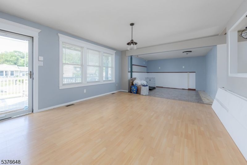 Empty room, Interior, Pendant Lights, Wood Texture Flooring