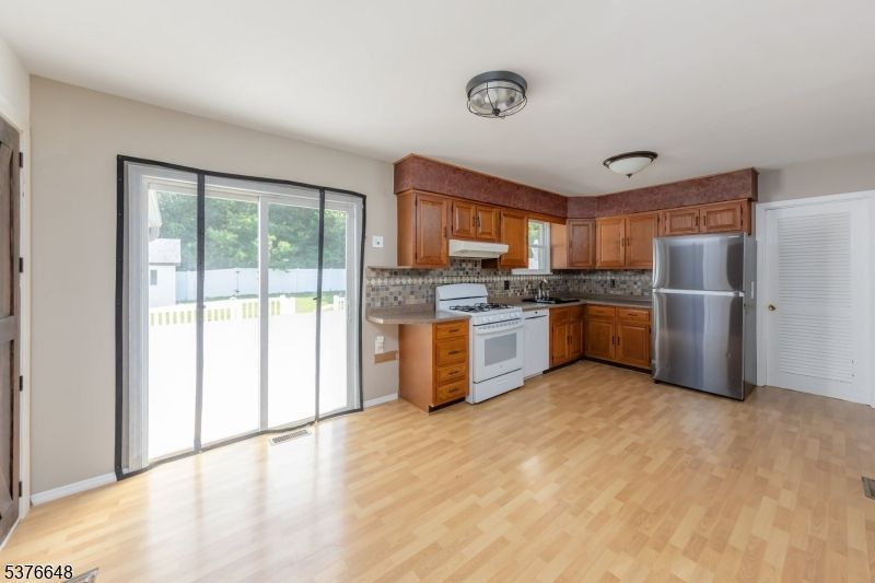 Interior, Kitchen, Wood Texture Flooring