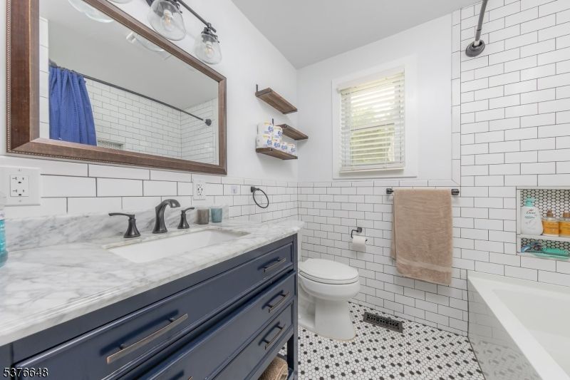 Bathroom, Interior