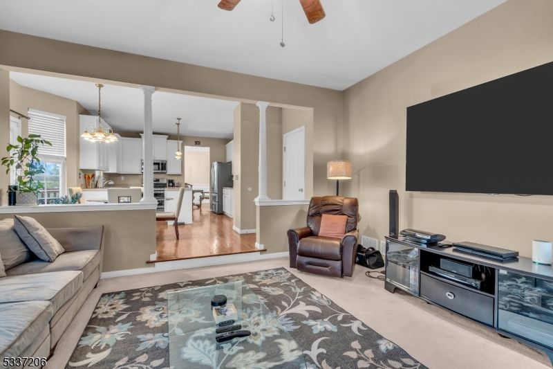 Interior, Kitchen, Living room, Pendant Lights