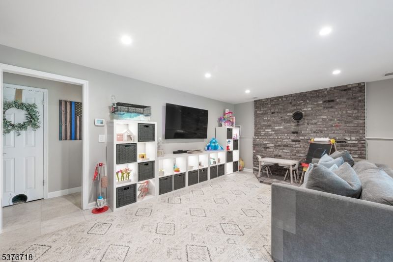 Interior, Living room, Recessed Lighting, Stone Walls