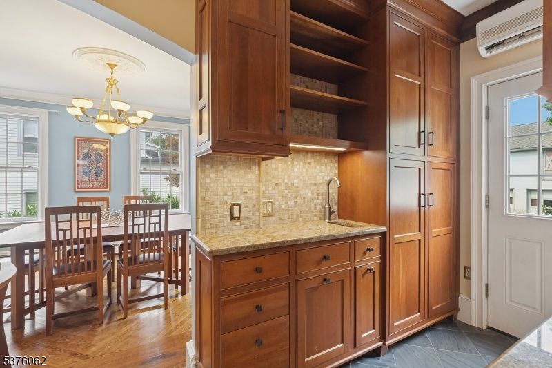 Chandelier, Dining room, Interior, Kitchen, Wood Texture Flooring