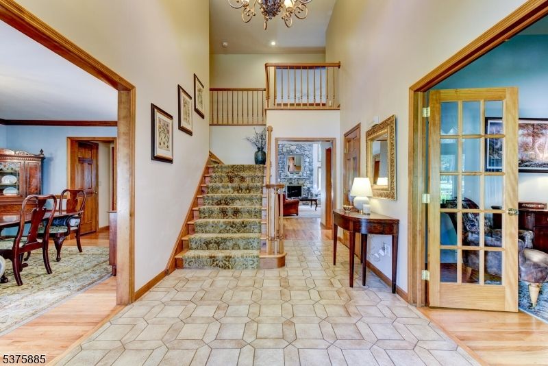 Chandelier, Dining room, Fireplace, Interior, Recessed Lighting, Wood Texture Flooring