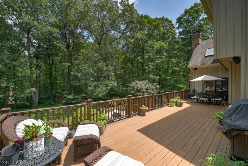 Exterior, Wood Texture Flooring