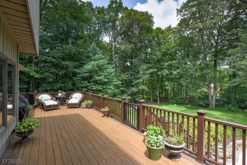 Exterior, Wood Texture Flooring