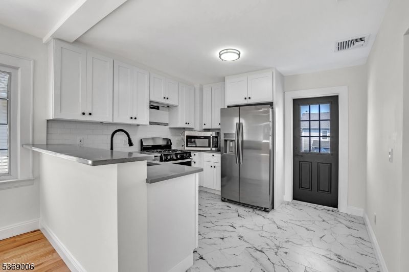 Interior, Kitchen, Marble, Stainless Steel Appliances