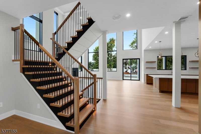 Interior, Pendant Lights, Recessed Lighting, Wood Texture Flooring