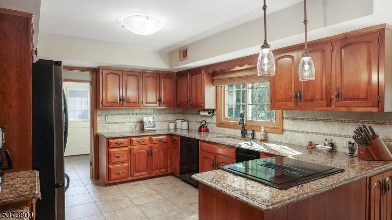 Interior, Kitchen, Pendant Lights