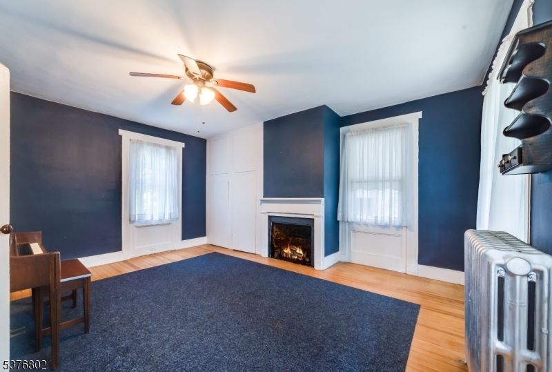 Empty room, Fireplace, Interior, Wood Texture Flooring
