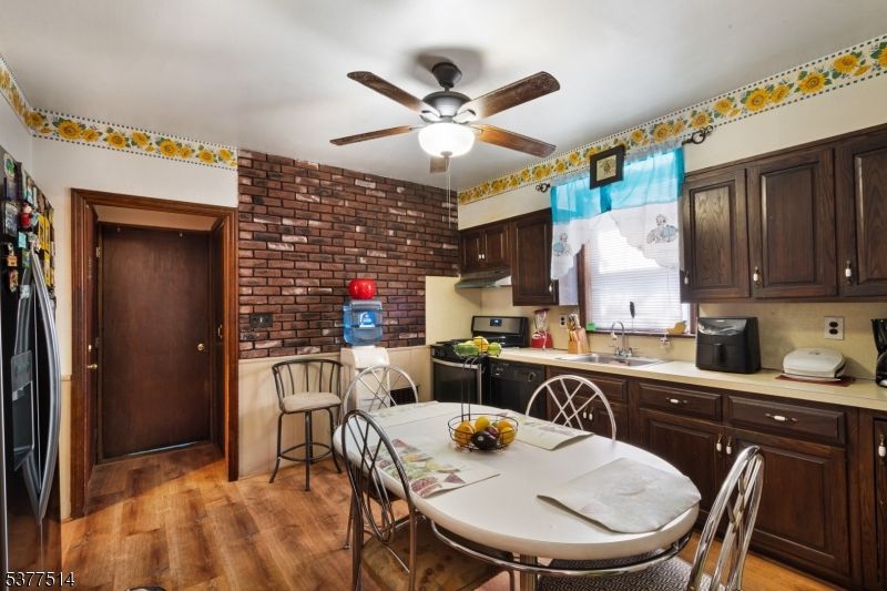 Dining room, Interior, Kitchen, Stone Walls, Wood Texture Flooring