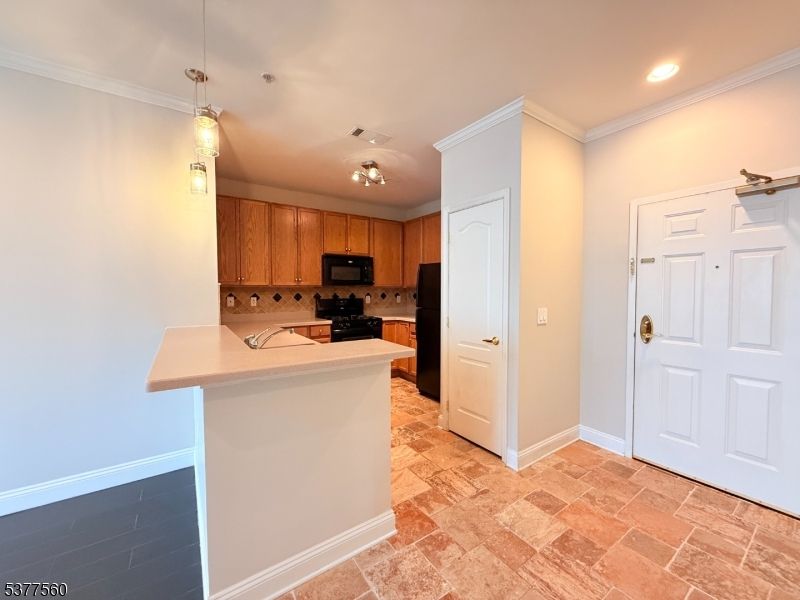 Interior, Kitchen, Pendant Lights, Recessed Lighting