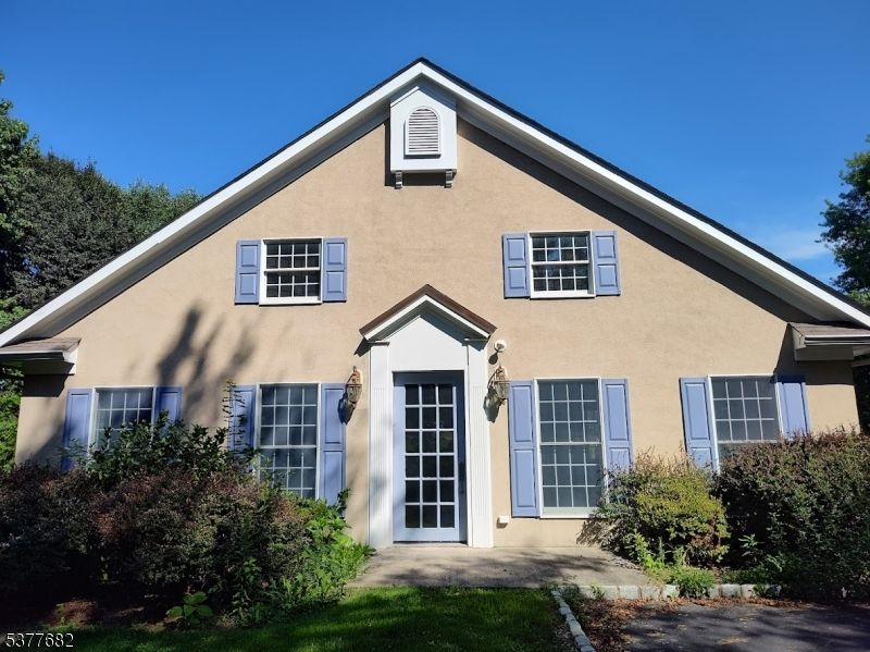 Exterior, Facade, Brick Traditional