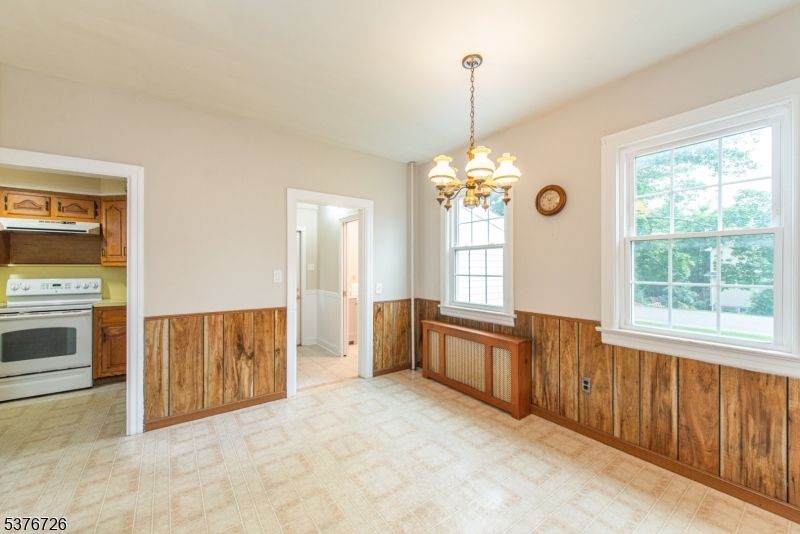Chandelier, Interior, Kitchen
