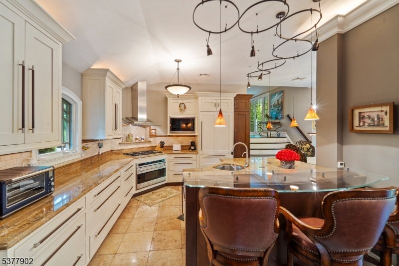 Interior, Kitchen, Pendant Lights, Stainless Steel Appliances