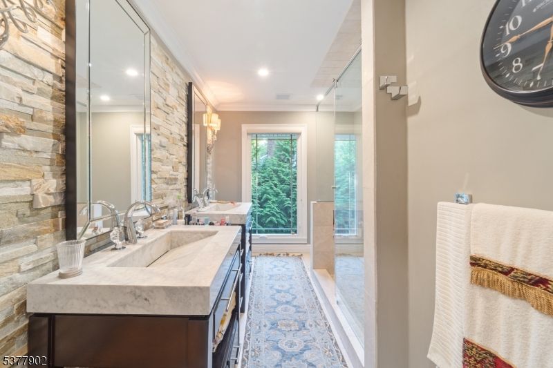 Bathroom, Dual Sink Vanities, Interior, Pendant Lights, Recessed Lighting