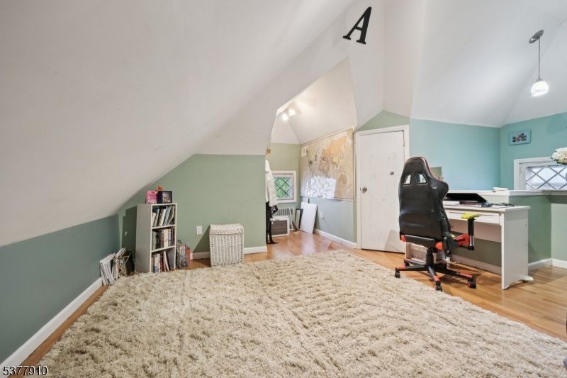 Home Office, Interior, Pendant Lights, Wood Texture Flooring