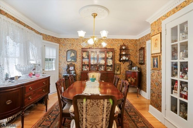 Chandelier, Dining room, Interior, Wood Texture Flooring