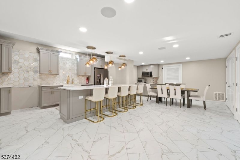 Dining room, Interior, Kitchen, Marble, Pendant Lights, Recessed Lighting, Stainless Steel Appliances