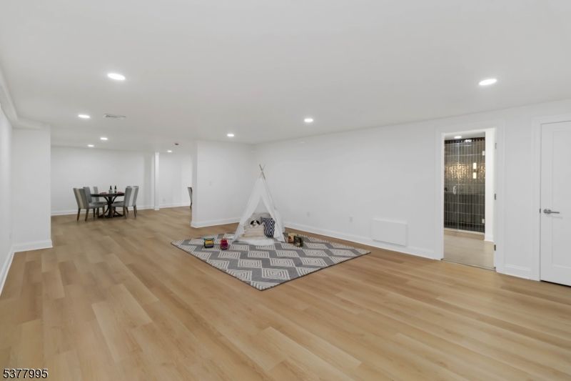 Dining room, Fireplace, Interior, Recessed Lighting, Wood Texture Flooring