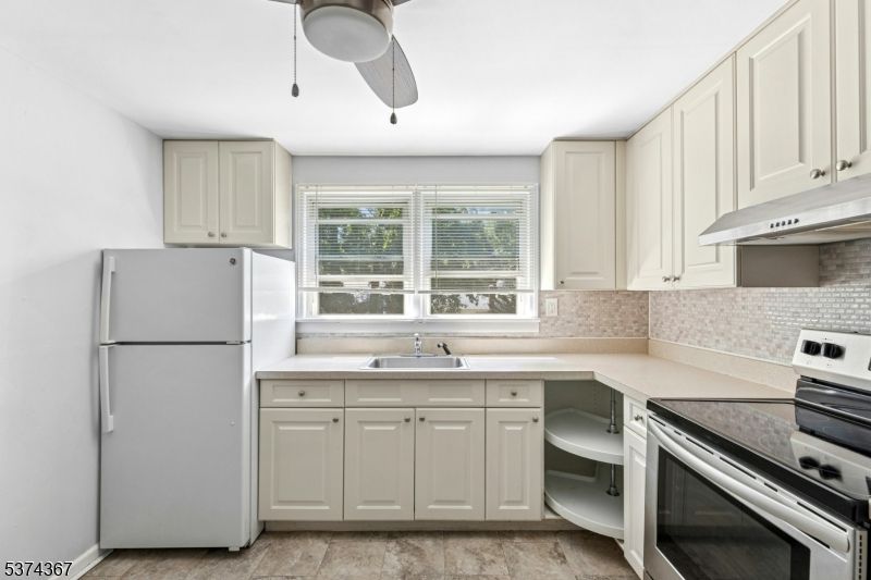 Interior, Kitchen