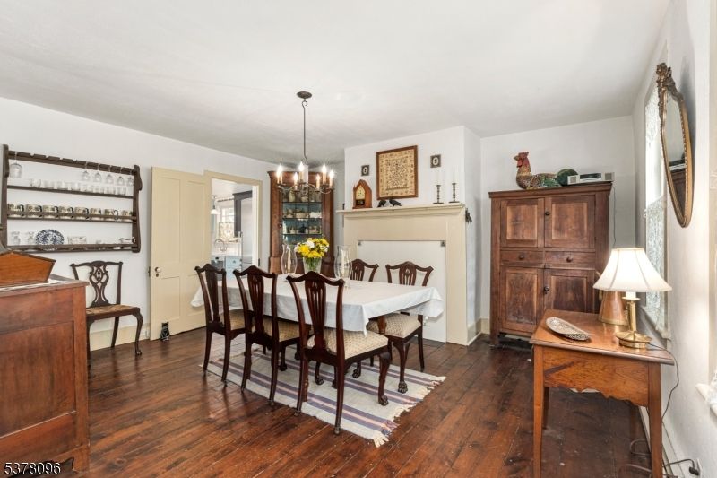 Chandelier, Dining room, Fireplace, Interior, Wood Texture Flooring