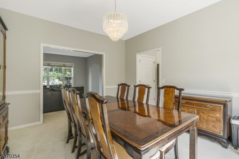 Chandelier, Dining room, Interior