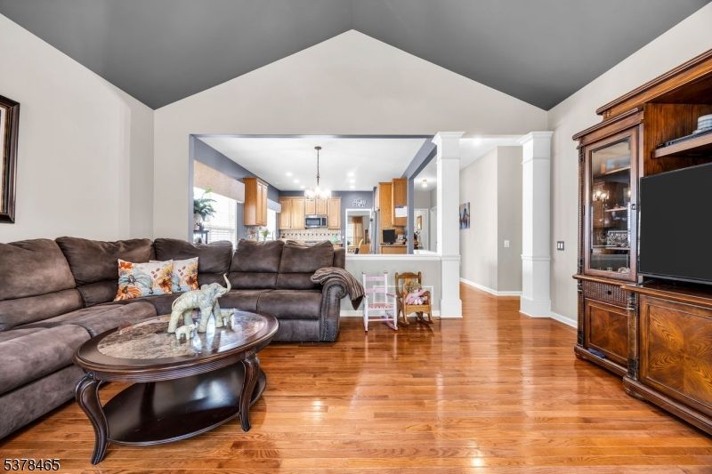 Interior, Kitchen, Living room, Pendant Lights, Recessed Lighting, Stainless Steel Appliances, Wood Texture Flooring