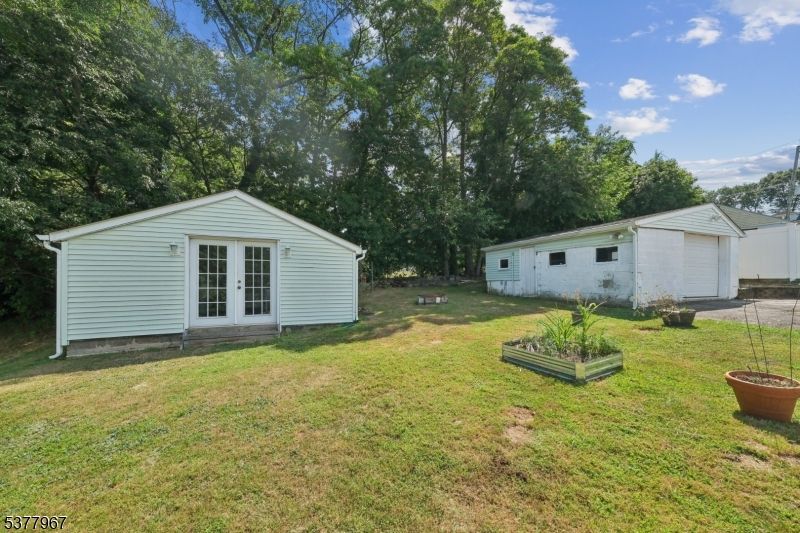 Backyard, Detached Garage, Exterior