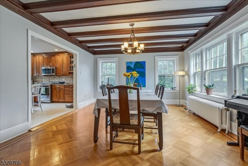 Chandelier, Dining room, Interior, Kitchen, Stainless Steel Appliances, Wooden Beams, Wood Texture Flooring