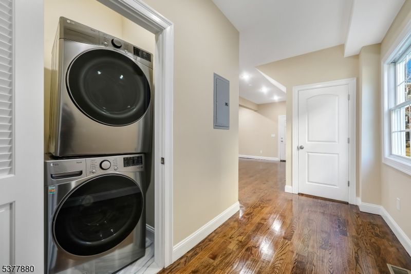 Interior, Recessed Lighting, Utility Closets, Washer, Wood Texture Flooring