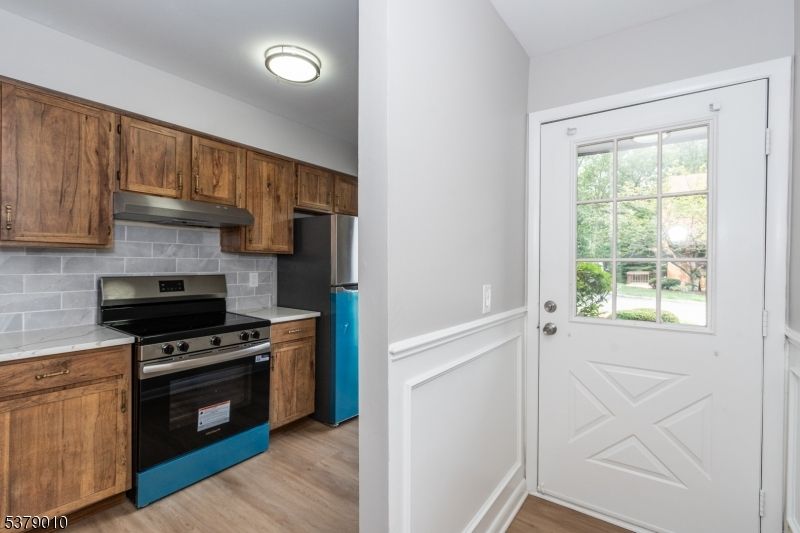 Interior, Kitchen, Stainless Steel Appliances, Wood Texture Flooring